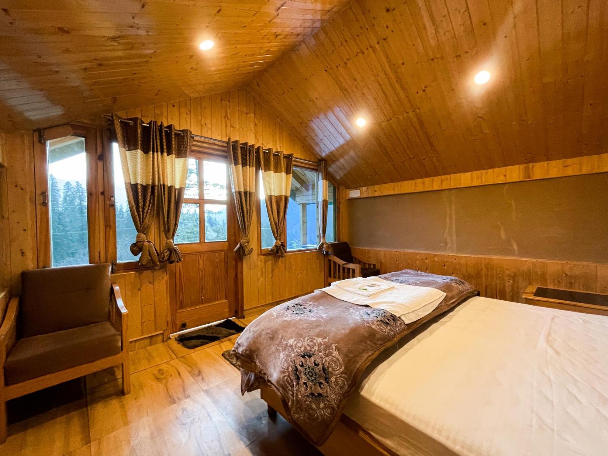 Singing Woods Kutla Hotel Kullu Exterior photo