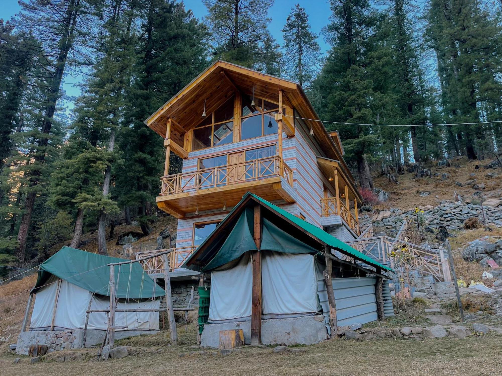 Singing Woods Kutla Hotel Kullu Exterior photo